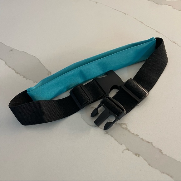 Unisex Blue and Black Waist Bag with reflective edge of zipper belt bag - Picture 7 of 7
